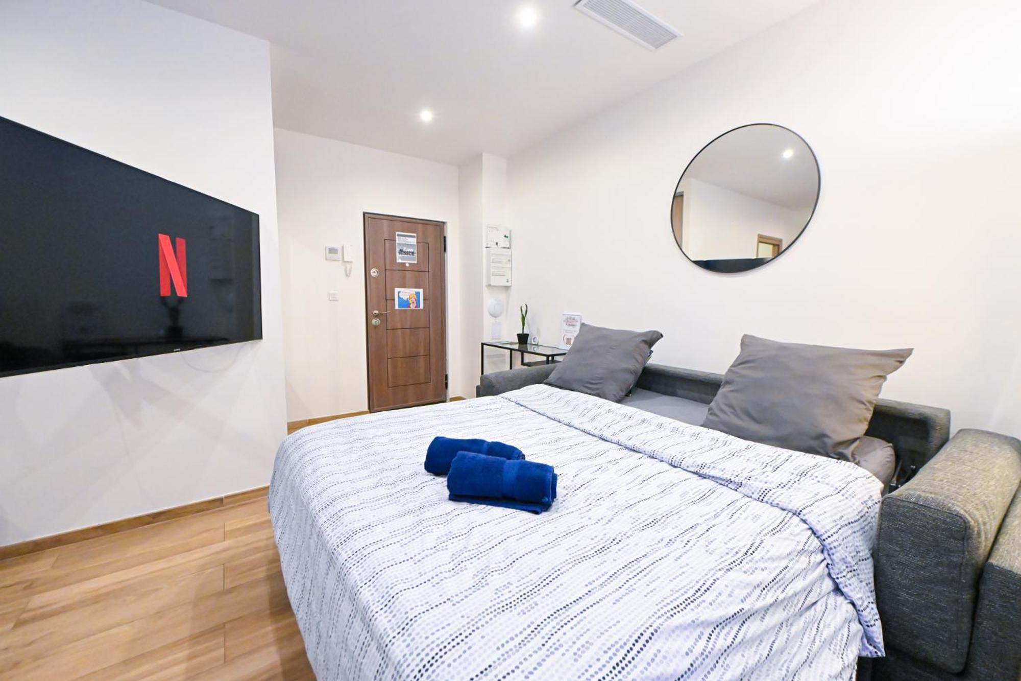 Beau Studio Cozy Centre Ville Et Plages Avec Terrasse N3 Nice Luaran gambar